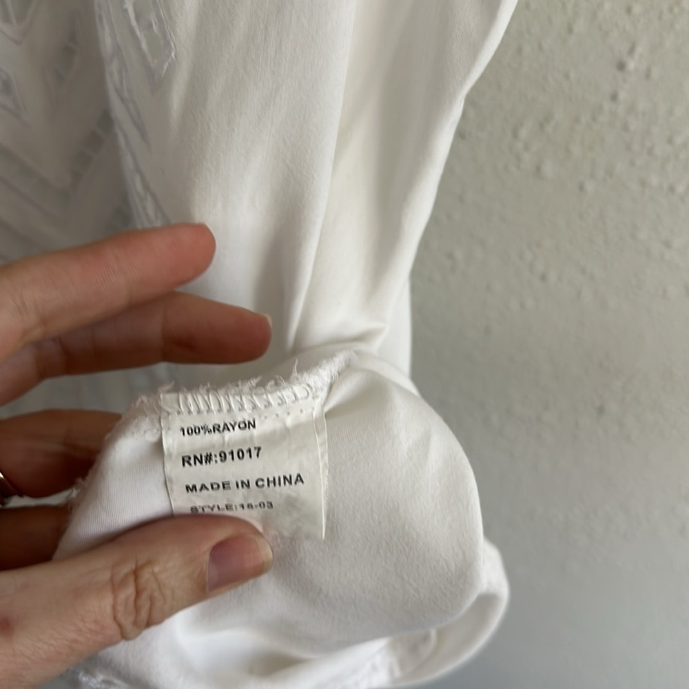 Solitaire Swim Elegant White Sleeveless Swim Cover-Up Small - Picture 6 of 7
